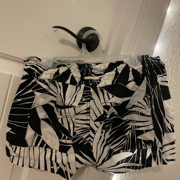 roxy board shorts - Picture 2 of 3